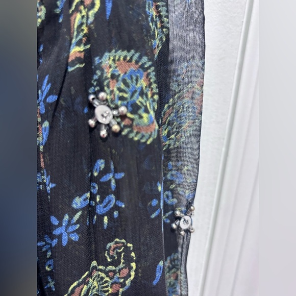 💜Free People Black Blouse with Blue Embroidery - Picture 6 of 14